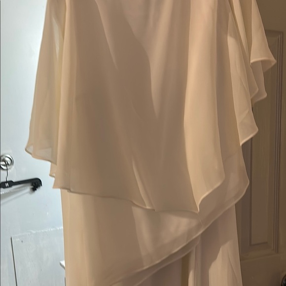 Ashley Stewart White Asymmetrical Cut Out Tank Top - Picture 2 of 4